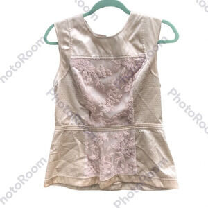 BCBGMAXAZRIA SILK LACE PEPLUM TOP